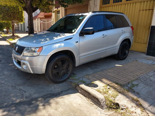 Suzuki Grand Vitara 2.5 V6 