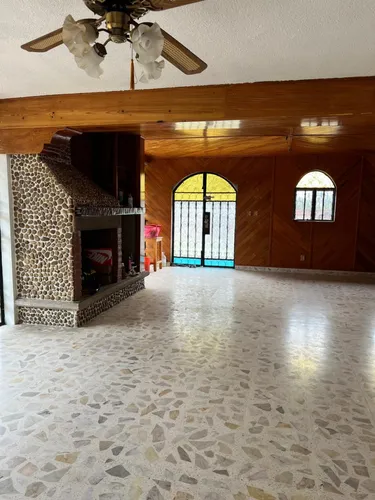 Casa En Venta En La Purificación Tepetitla