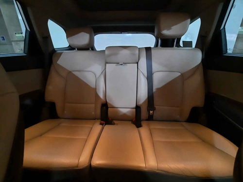 Imagen 13 de 15 de Hyundai Santa Fe 2019 5p Limited Tech V6/3.3/t Aut