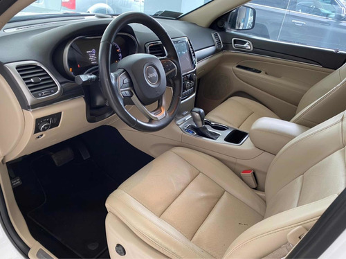 Imagen 8 de 15 de Jeep Grand Cherokee 2020 3.6 Limited Lujo 4x2 Mt