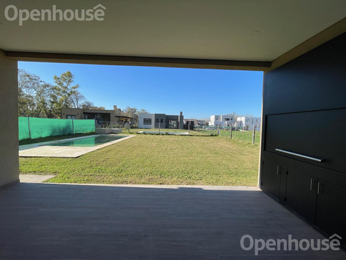 Oportunidad De Casa En El Barrio De San Pablo Impecable!!!!!