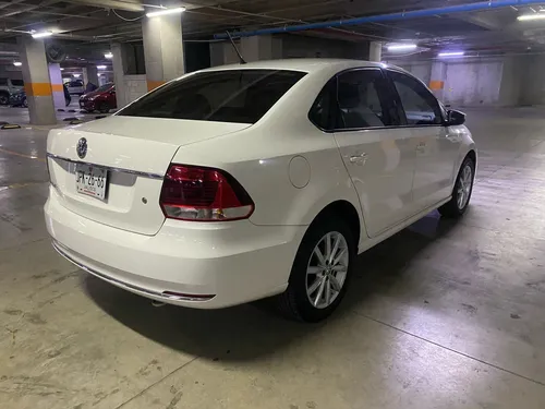 Volkswagen Vento 1.6 Highline Mt