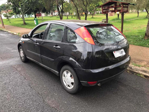 Ford Focus 1.8 5p 2002