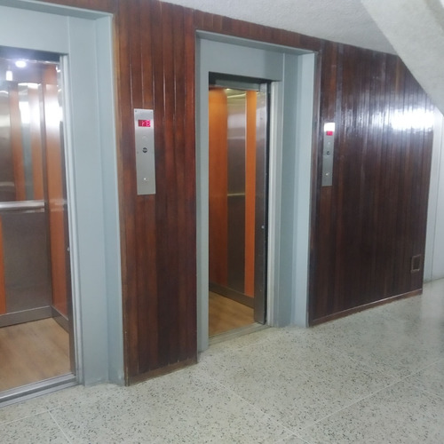 Alquiler En Las Danielas Baruta
