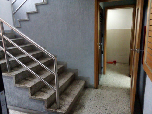 Imagen 16 de 17 de Leida Falcon Rentahouse Vende Edificon En La Candelaria Valencia 22-19154 Lf