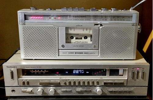 Radio Cassette Realistic 14-774 Am Fm Stereo Scr-4 Boombox 