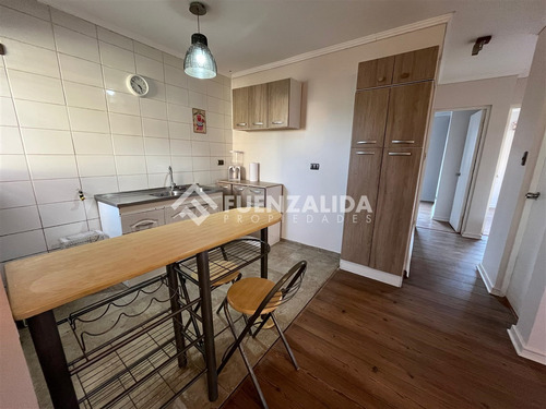 Se Arrienda Primer Piso De Casa, Cerro Barón, Av. Rodelillo.