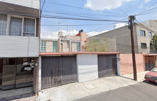 Remato Casa En Playa Regatas, Col. Militar Marte, Iztacalco, Cdmx.