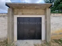 Comprar Maritza Lucena Trae En Alquiler Local Comercial, En Cabudare, Agua Dos Veces Por Semana, Especial Para Depósitos, Bodegón O Cualquier Negocio, 