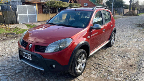 Imagen 1 de 12 de Renault Sandero Stepway 1.6 Confort 105cv 2010