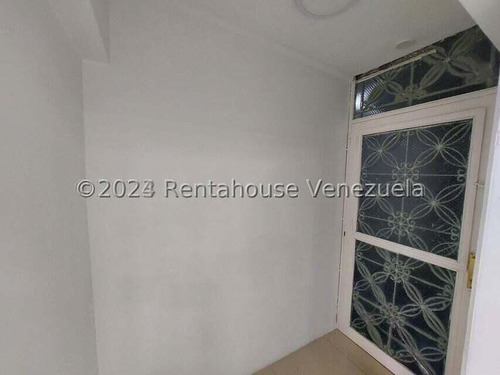 Apartamento En Alquiler  - Desyree De Abreu