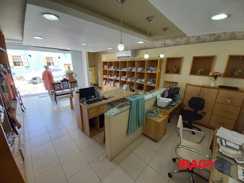 Imagem 5 de 15 de Oportunidade! Loja Em Centro - Florianopolis - L-114737
