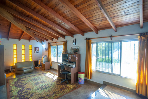 Casa En Venta City Bell, Galpón Y Local