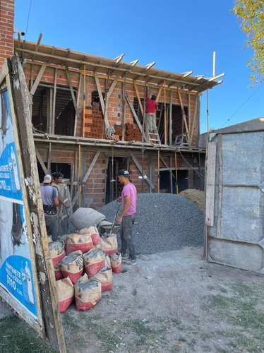 Imagen 2 de 2 de Departamento En Venta De 1 Dormitorio En Ramos Mejía