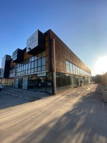 Local Centro Comercial - Colina / Chicureo