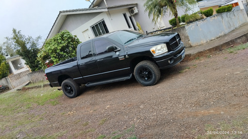 Dodge Ram 2500 5.9 Cab. Dupla 4x4 4p