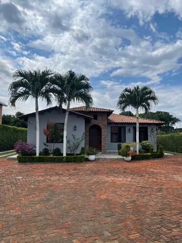 Finca En Rozo, Sector Paso De La Torre. A Siete Minutos Del Aeropuerto