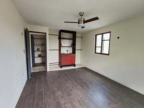 Casa Con 4 Recámaras, Piscina Y Paneles Solares, En Venta, Chuburná De Hidalgo