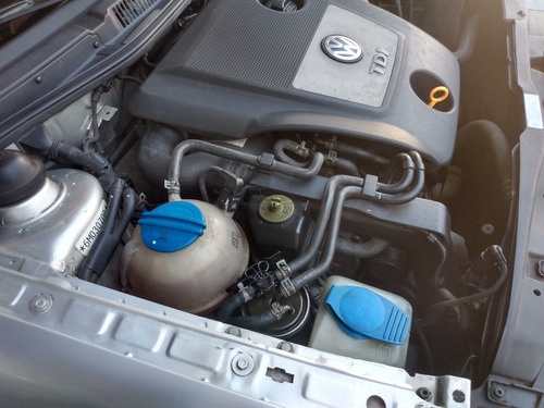 Imagen 9 de 15 de Permuto O Vendo Vw Bora Tdi 2006. Excelente!!!