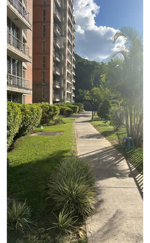 Se Vende Apto 69m2 2h/2b/2p Macaracuay 1114