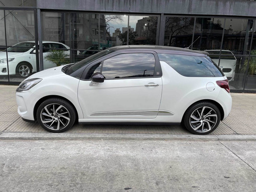 Imagen 1 de 12 de Ds Ds3 2018 1.6 Vti 120 Gyvenchy