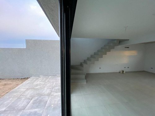 Imagen 5 de 10 de Duplex A Estrenar En San Ignacio Village - Manantiales