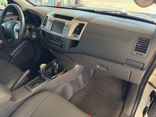 Toyota Hilux Hilux 3.0 SRV 4X4 CD 16V TURBO INTERCOOLER DIESEL 4P AUTO...