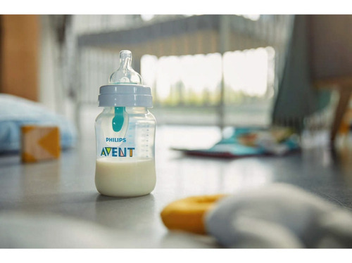 Imagen 8 de 9 de Mamadera Avent Scf813/14 Anticolic Sistema Air Free 260ml