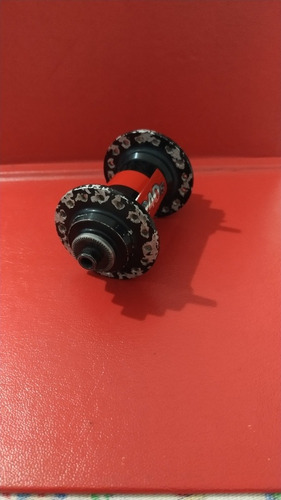 Imagen 3 de 4 de Manzana Delantera Dt Swiss 240s Freno De Disco Centerlock