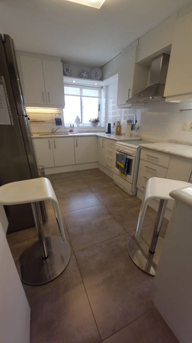 Alquiler Apartamento 3 Dormitorios Amueblado . Ciudad Vieja