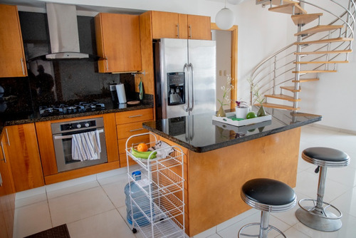 Majestuoso Penthouse De 3 Niveles En Ensanche Naco