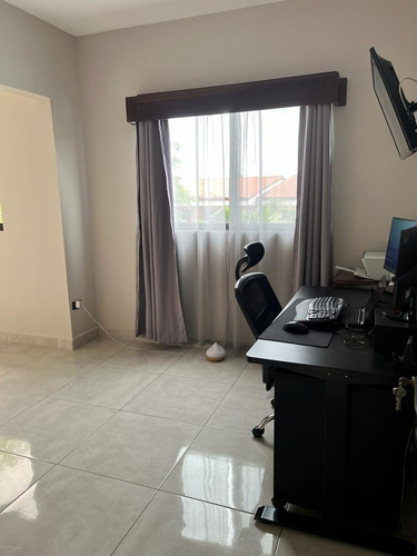 Imagen 14 de 16 de Hermosa Y Moderna Casa En Una Ubicación Privilegiada En Pozos De Santa Ana