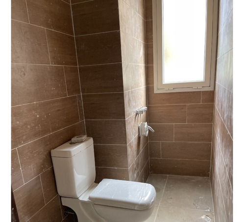 Imagen 25 de 26 de Excelente Casa En Venta 5 Ambientes En San Matías Con Dependencia De Servicio!