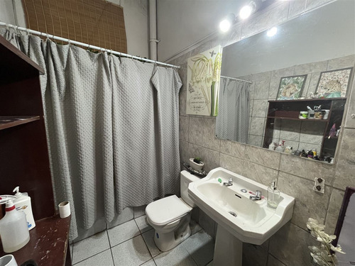 Casa En Arriendo De 10 Dorm. En Ñuñoa