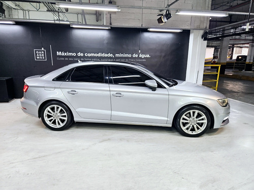 Audi A3 Sedan 1.8 Tfsi Ambition S-tronic 4p