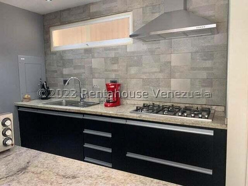 Ip Vendo Apartamento En Macaracuay 24-7614