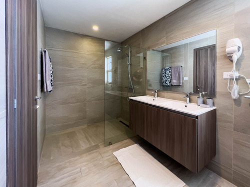 Renta Larga Penthouse Hard Rock Punta Cana (coral Bay), 2 Dormitorios