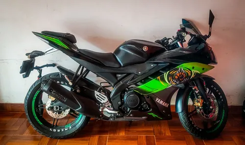 Moto Yamaha R15 V2 Edicion Especial