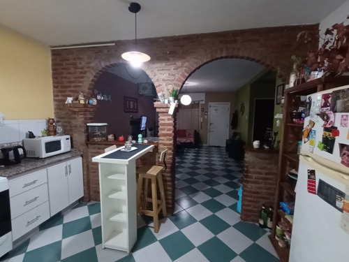 Venta Casa 3 Ambientes En Lote Propio Excelente Estado