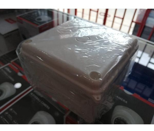 Imagen 3 de 6 de Caja De Paso Plástica 10x10x8 Blanca Camara Ip Cctv Empalmes