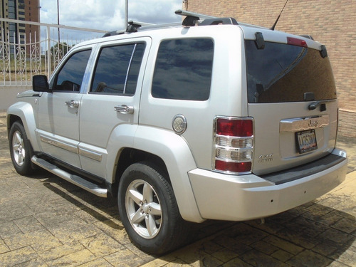 Imagen 4 de 15 de Jeep Cherokee 4x4 - Automática