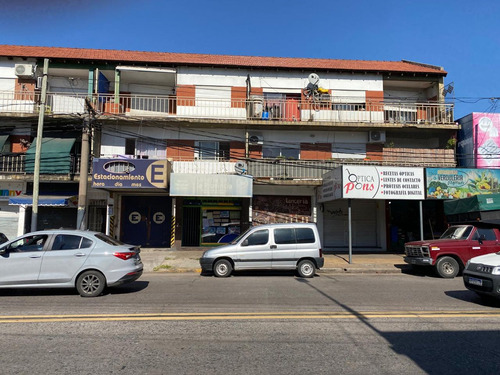 Departamento En Venta En Centro De Av. Crovara