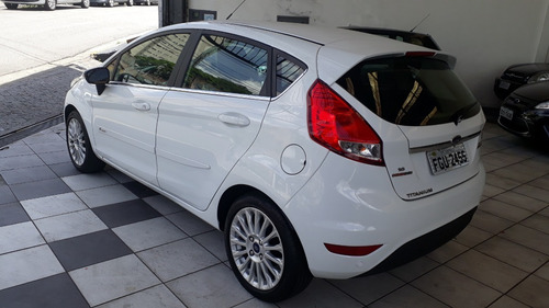 Ford Fiesta 1.6 Hatch Titanium Aut 55.000 Km 2015 Branco