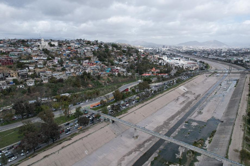 Terreno En Venta En Vía Rápida Tijuana