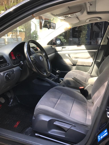 Volkswagen Vento 2.5 Advance 2007