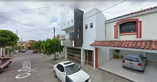 Casa En Venta En Culiacán, Sinaloa, Vcr. | Metros Cúbicos