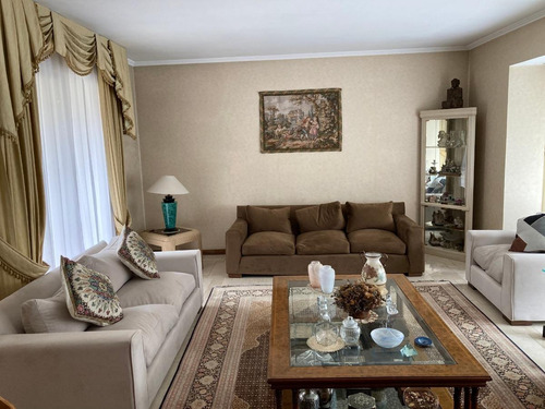 Se Vende Preciosa Casa En Miraflores