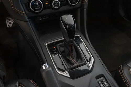 Subaru XV 2.0 Ltd At Cvt