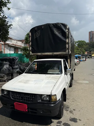 Chevrolet LUV 2.3 Std Tfr