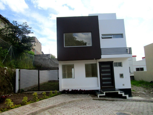 Imagen 2 de 26 de Se Vende Hermosa Casa Por Estrenar Con Ubicacion Exclusiva En Conjunto Privado Prados De Inchalillo 2